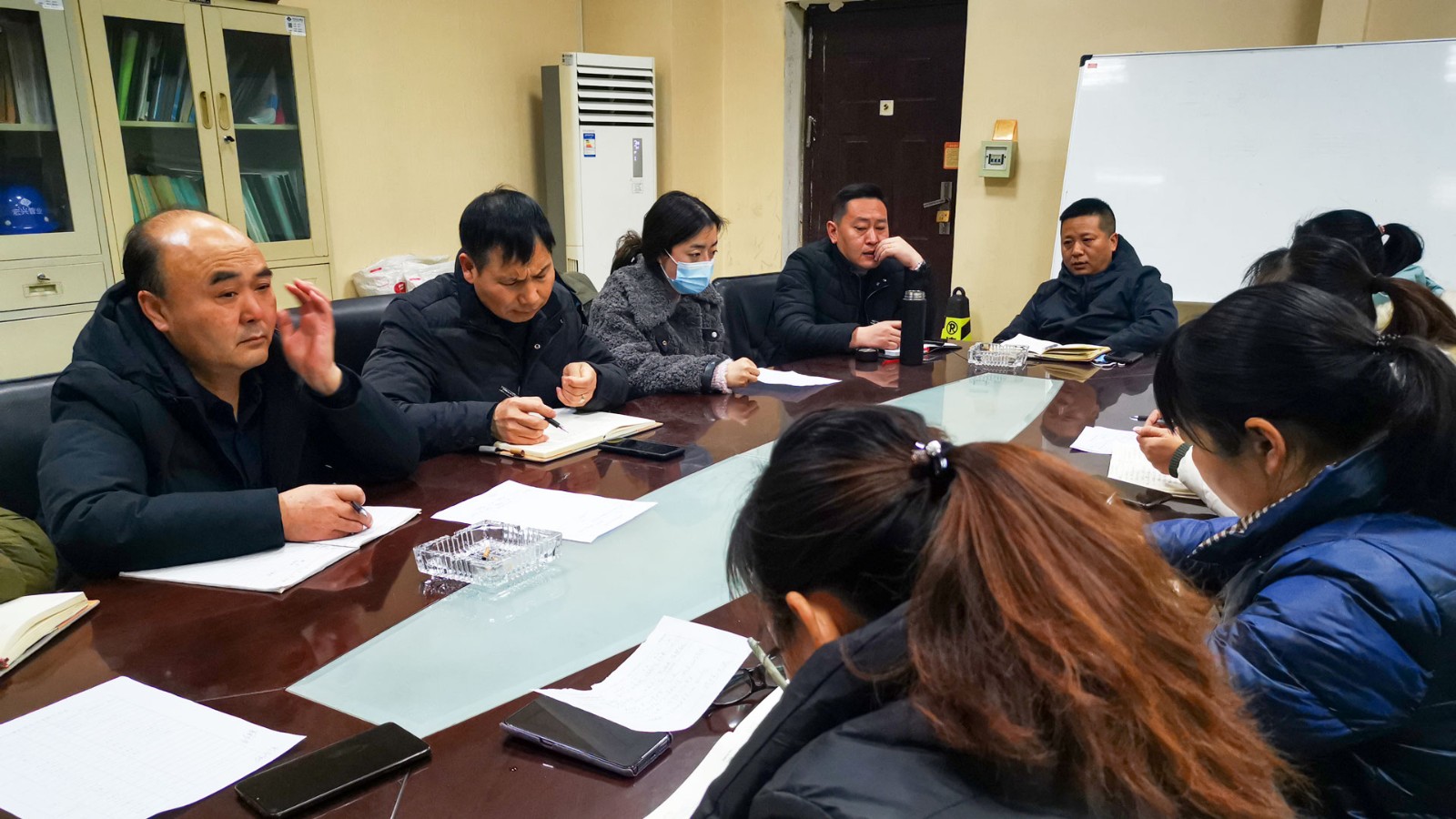 1611294766835299.jpg 圖片-團(tuán)建會(huì)議.jpg