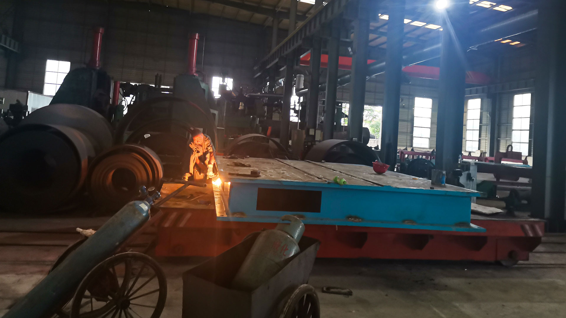 1630033016185600.jpg 鋼管新設(shè)備安裝.jpg