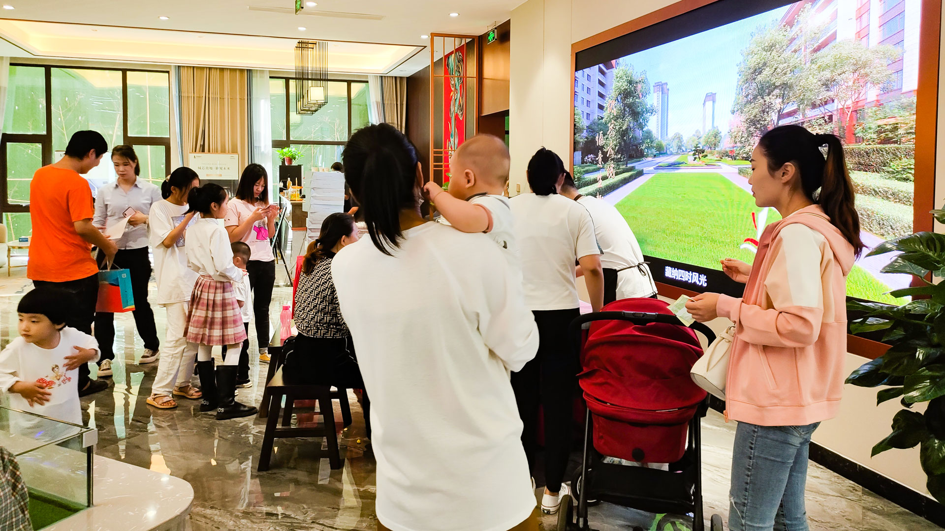 1632474980729663.jpg 情暖中秋-(1).jpg