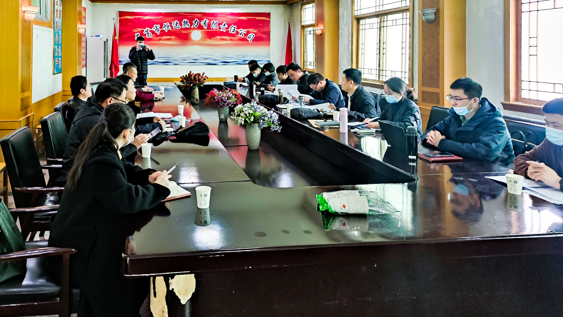 1648600399285896.jpg 迎接省生態(tài)環(huán)境廳碳排放專(zhuān)家-(2).jpg